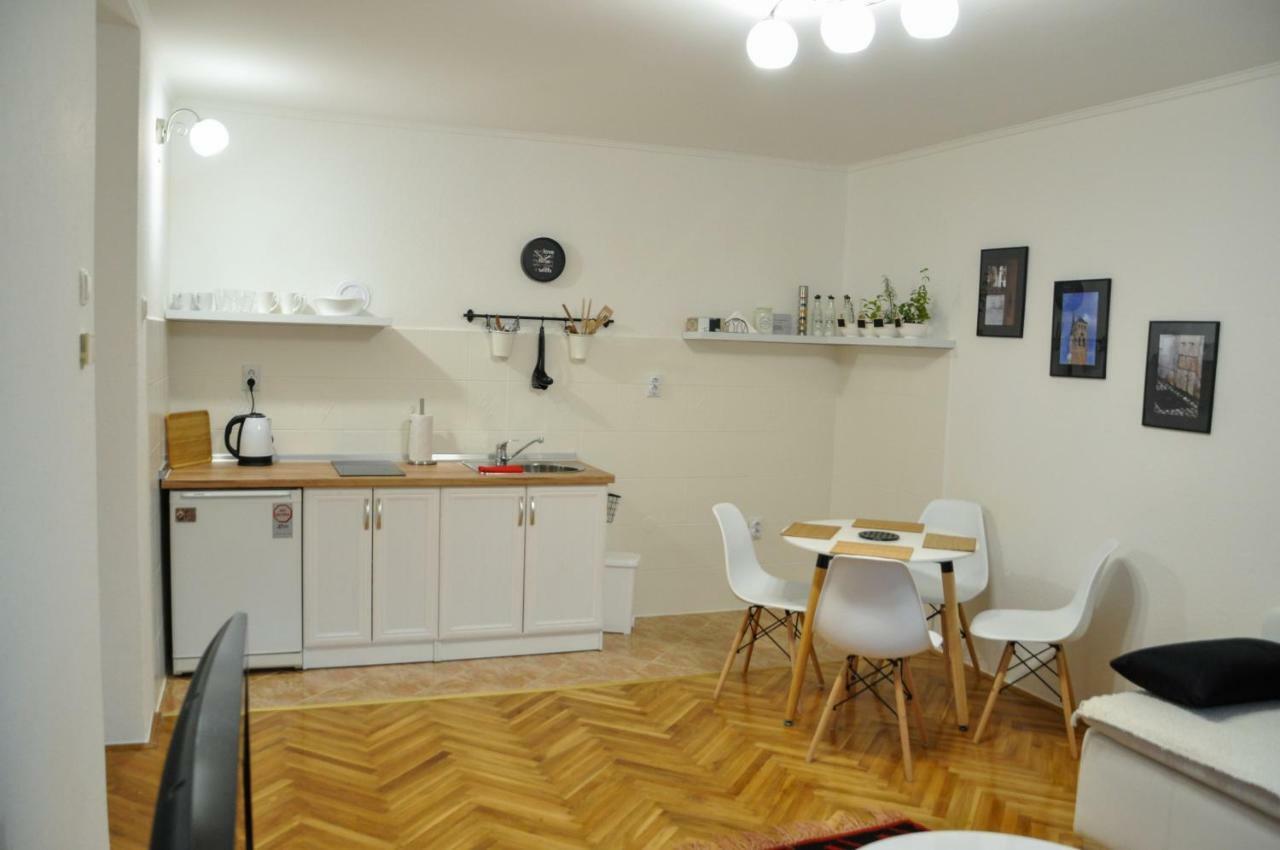 Zvekir - Old Town Apartment Sarajevo Ngoại thất bức ảnh