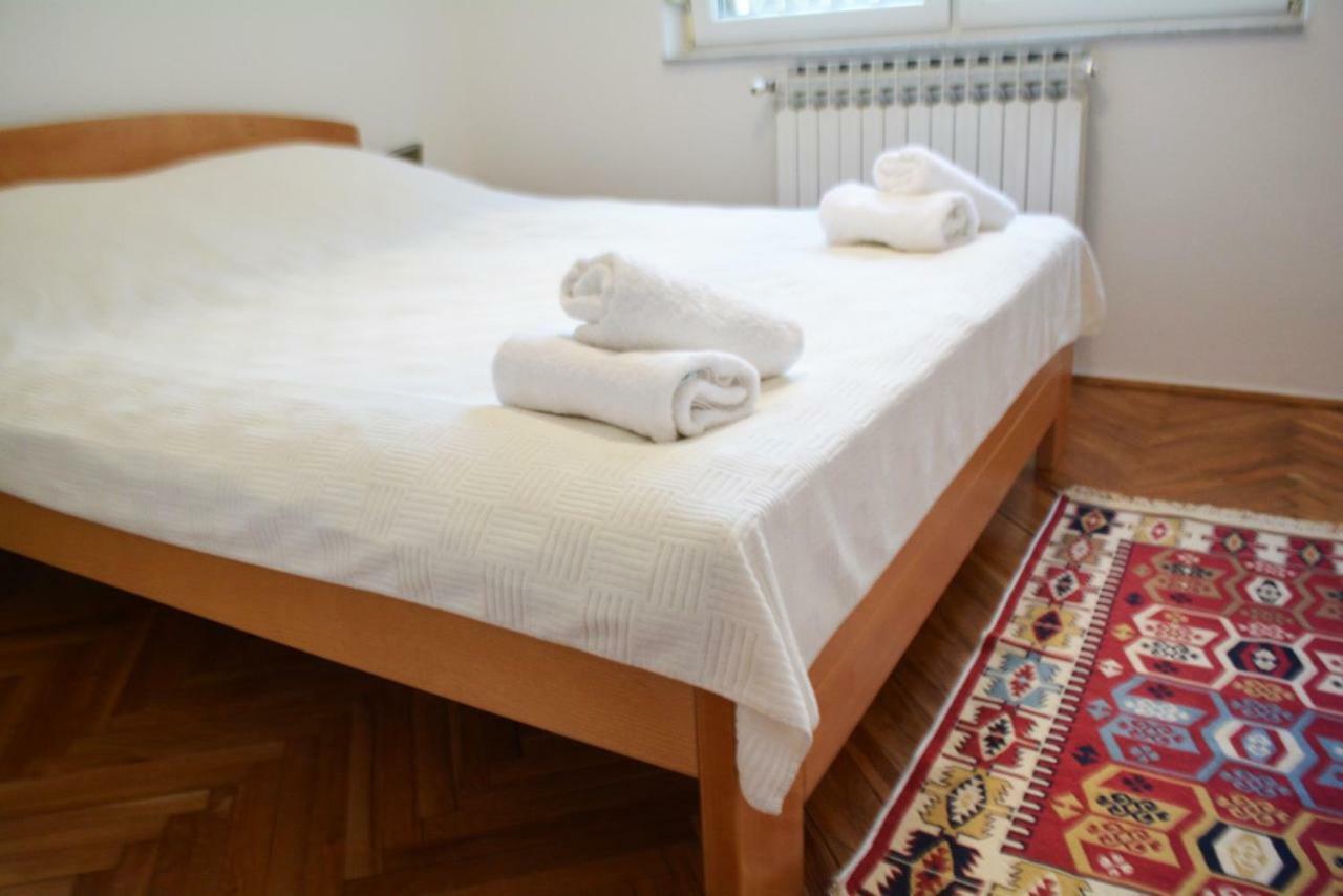 Zvekir - Old Town Apartment Sarajevo Ngoại thất bức ảnh